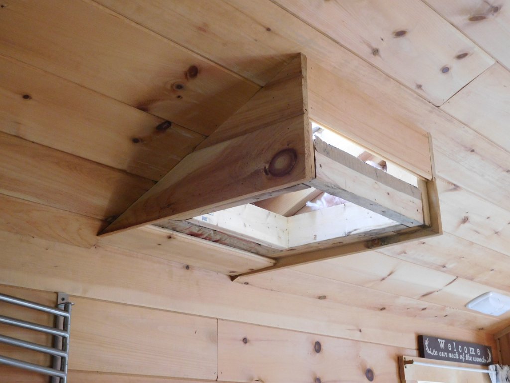 004(1).jpg - Replacing the water-stained wood around the chimney